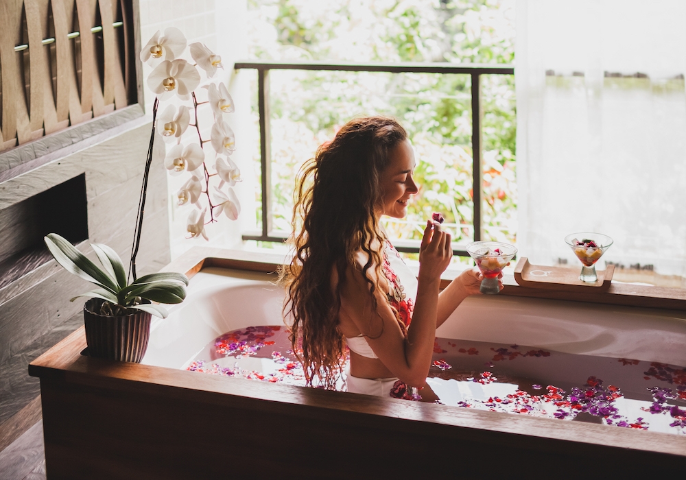 ANGELIQUE DAMOUR Design studio - Maison Mauka - illustration présentation - création de site vitrine avec réservation d'évènements