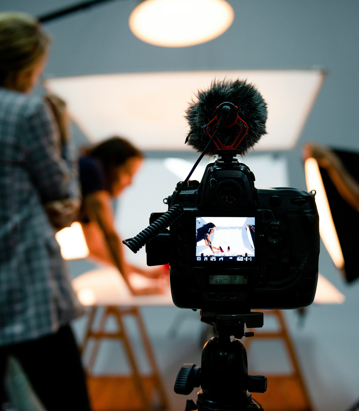 Création de visuels professionnels pour vos supports de communications - L'AGENCE Design Studio