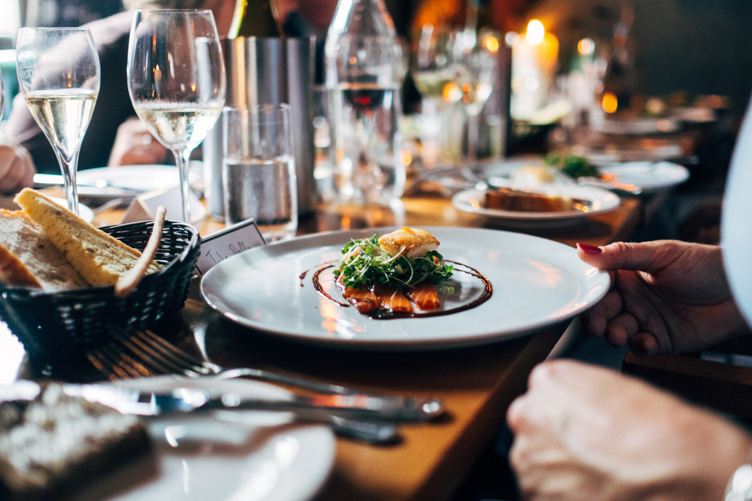 Design sur-mesure d'un site e-commerce pour Le village gastronomique -L'AGENCE Design Studio - visuel home page